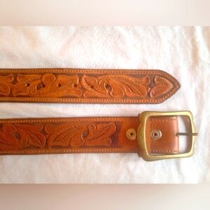 Full grain leather belt